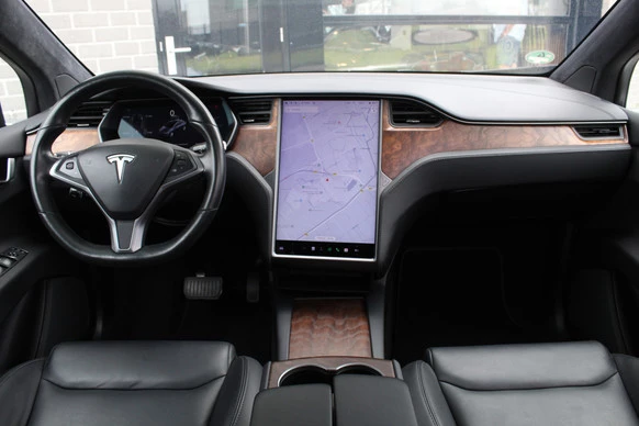 Tesla Model X - Afbeelding 2 van 30