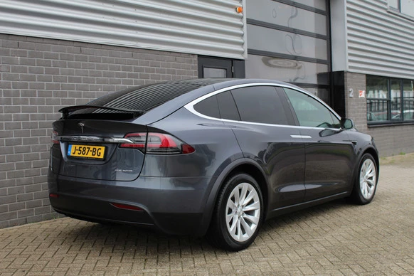 Tesla Model X - Afbeelding 5 van 30