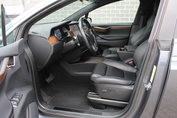Tesla Model X - Afbeelding 8 van 30