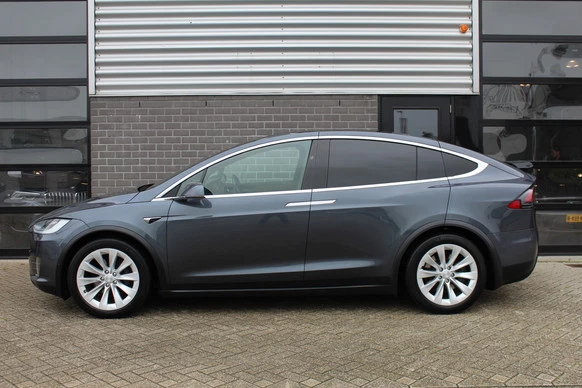 Tesla Model X - Afbeelding 17 van 30