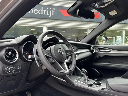 Alfa Romeo Stelvio - Afbeelding 2 van 30