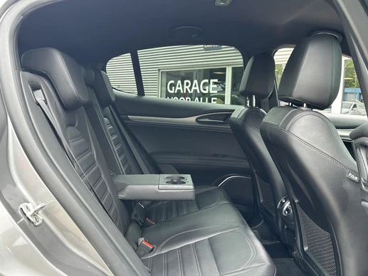 Alfa Romeo Stelvio - Afbeelding 8 van 30