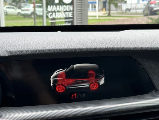 Alfa Romeo Stelvio - Afbeelding 28 van 30