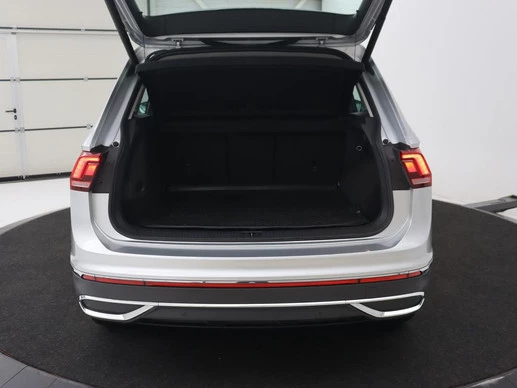 Volkswagen Tiguan - Afbeelding 28 van 30