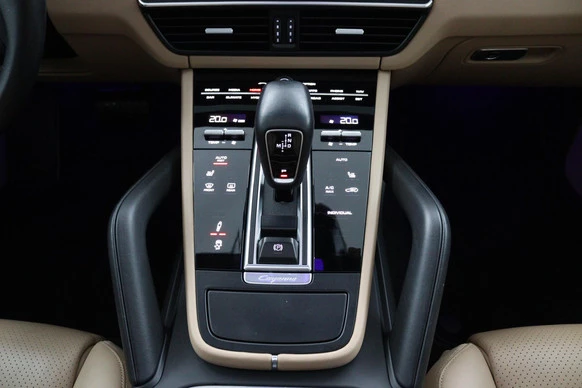 Porsche Cayenne - Afbeelding 11 van 30
