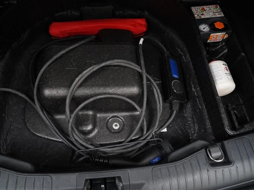 Ford Kuga - Afbeelding 28 van 30