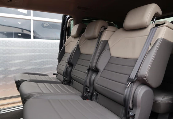 Volkswagen Multivan - Afbeelding 17 van 30