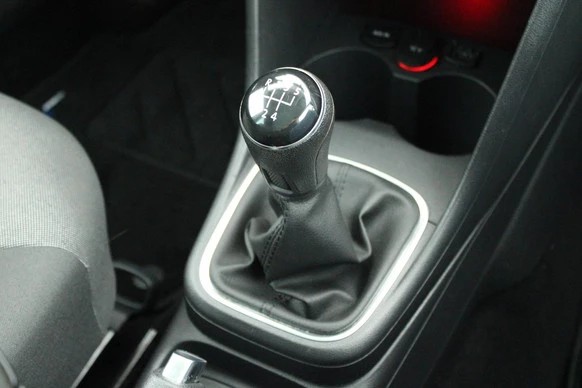 Volkswagen Polo - Afbeelding 28 van 30