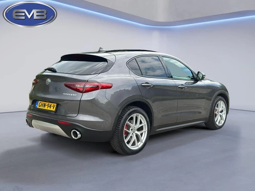 Alfa Romeo Stelvio - Afbeelding 3 van 30