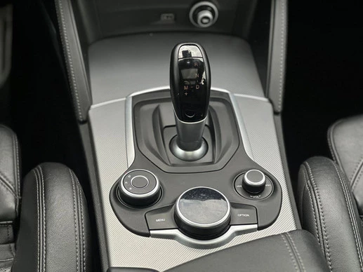 Alfa Romeo Stelvio - Afbeelding 12 van 30