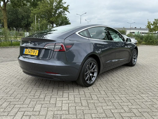 Tesla Model 3 - Afbeelding 4 van 14