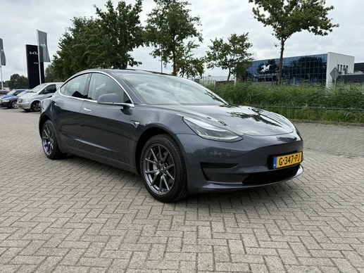 Tesla Model 3 - Afbeelding 5 van 14