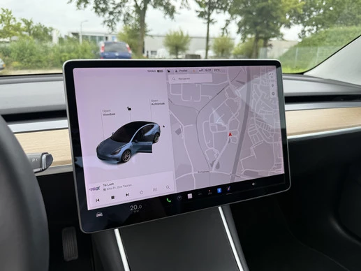 Tesla Model 3 - Afbeelding 8 van 14