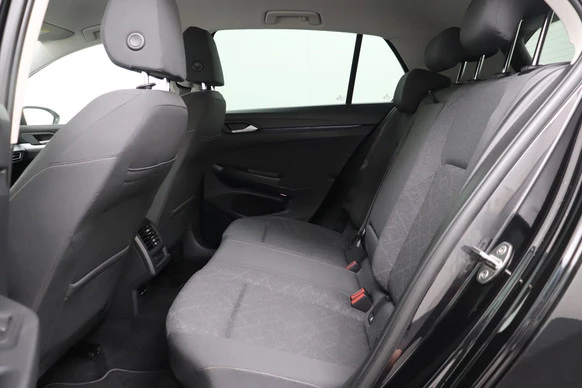 Volkswagen Golf - Afbeelding 12 van 30