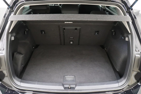 Volkswagen Golf - Afbeelding 13 van 30