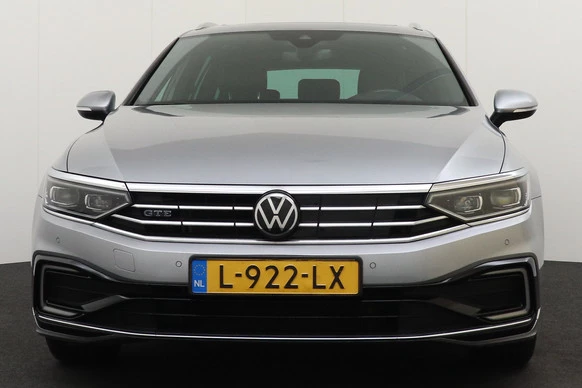 Volkswagen Passat - Afbeelding 3 van 30