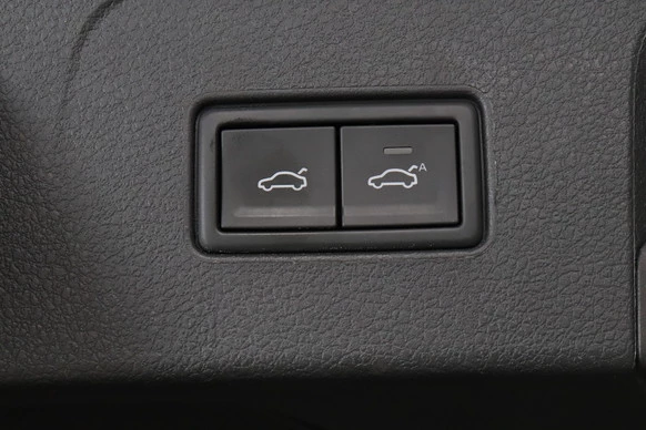 Volkswagen Passat - Afbeelding 17 van 30