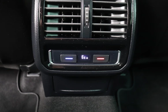 Volkswagen Passat - Afbeelding 21 van 30