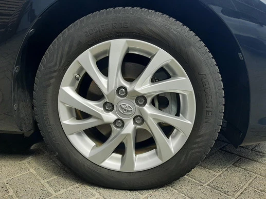 Toyota Auris - Afbeelding 4 van 30