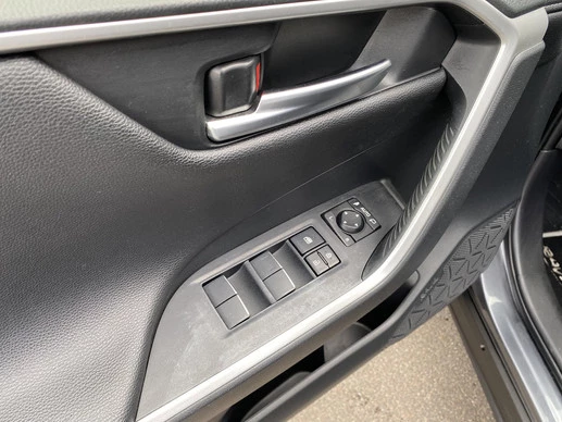 Toyota RAV4 - Afbeelding 18 van 30
