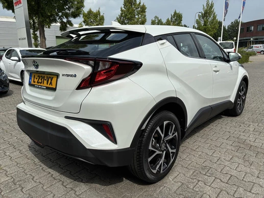 Toyota C-HR - Afbeelding 2 van 30