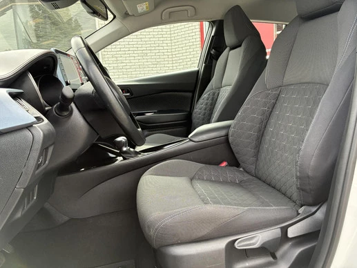 Toyota C-HR - Afbeelding 12 van 30