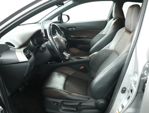 Toyota C-HR - Afbeelding 17 van 30