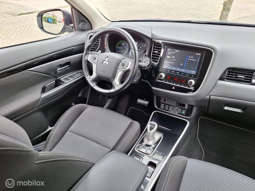 Mitsubishi Outlander - Afbeelding 13 van 30