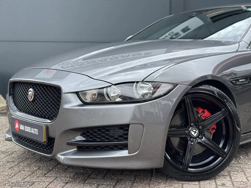 Jaguar XE - Afbeelding 4 van 30