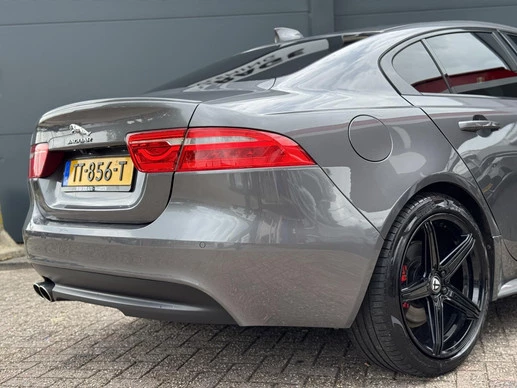 Jaguar XE - Afbeelding 7 van 30