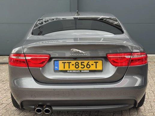 Jaguar XE - Afbeelding 8 van 30