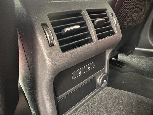 Jaguar XE - Afbeelding 18 van 30