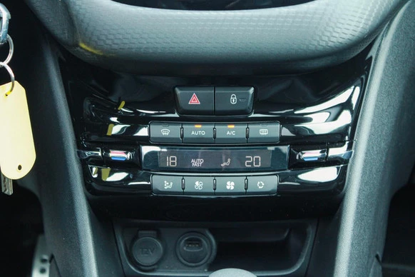 Peugeot 208 - Afbeelding 25 van 29