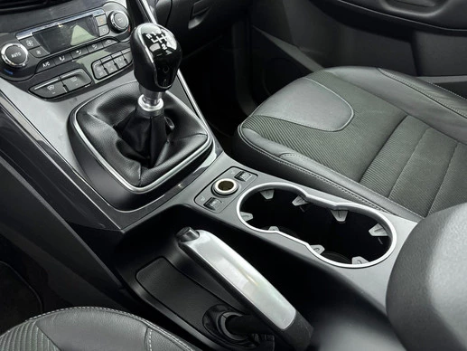 Ford Kuga - Afbeelding 23 van 29