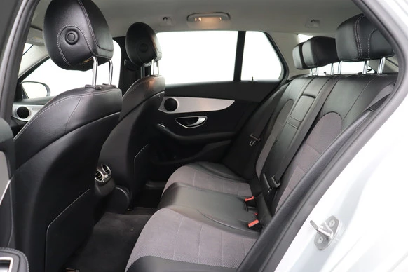 Mercedes-Benz C-Klasse - Afbeelding 13 van 30