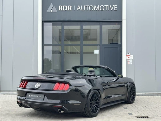 Ford Mustang - Afbeelding 3 van 24