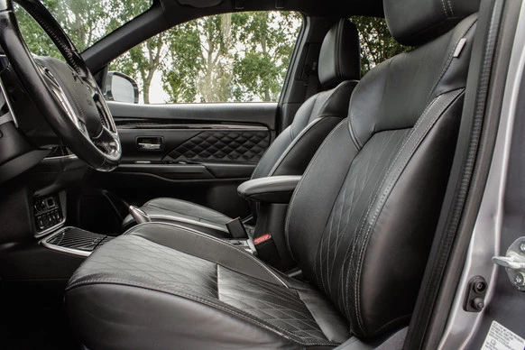 Mitsubishi Outlander - Afbeelding 12 van 30