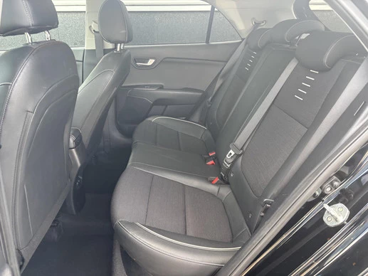 Kia Rio - Afbeelding 9 van 30
