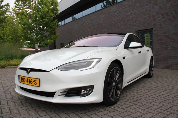 Tesla Model S - Afbeelding 2 van 18