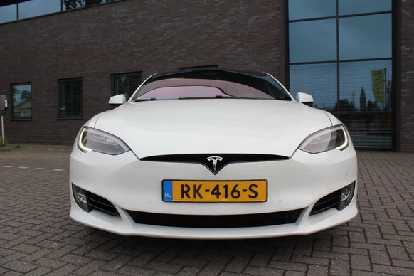 Tesla Model S - Afbeelding 3 van 18