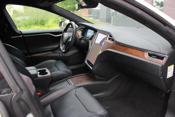 Tesla Model S - Afbeelding 13 van 18