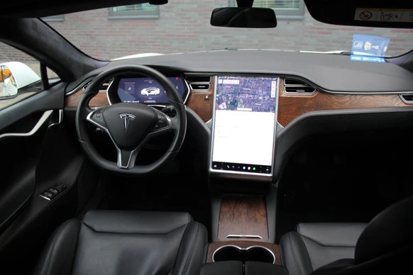 Tesla Model S - Afbeelding 14 van 18