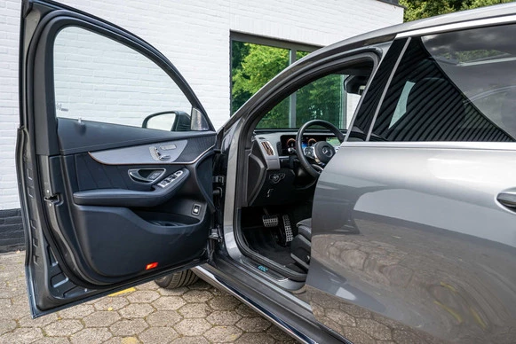 Mercedes-Benz EQC - Afbeelding 10 van 30