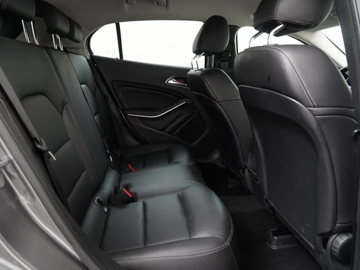 Mercedes-Benz GLA - Afbeelding 25 van 30
