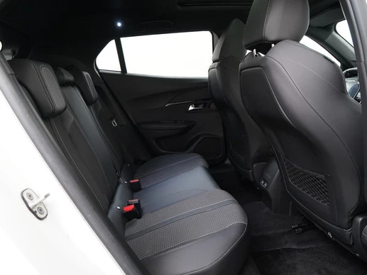 Peugeot 2008 - Afbeelding 27 van 30