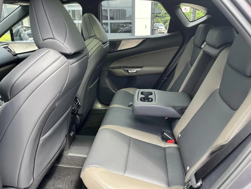 Lexus NX - Afbeelding 19 van 25