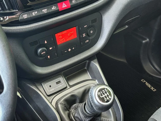 Fiat Doblò - Afbeelding 18 van 27
