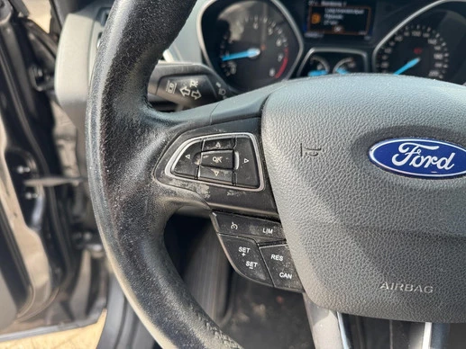 Ford Kuga - Afbeelding 13 van 30