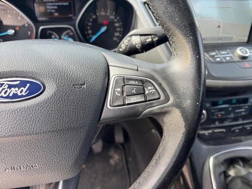 Ford Kuga - Afbeelding 14 van 30