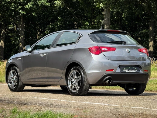 Alfa Romeo Giulietta - Afbeelding 2 van 27